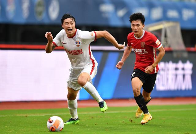 9体育-【中超阶段总结】三镇强势是新土豪？新人培养需耐心